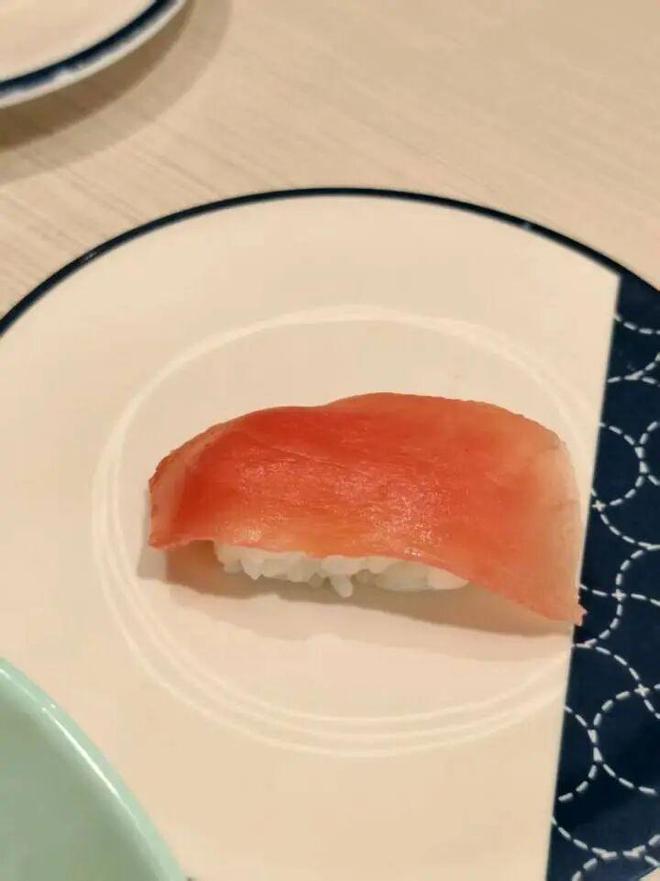 ！杭州年轻人扎堆“传送带”今年开一家火一家PG麻将胡了排队2小时就为一口8块钱的它(图9)